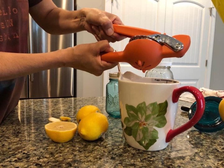 When Life Throws Lemons [Short Encouraging&nbsp;Words]